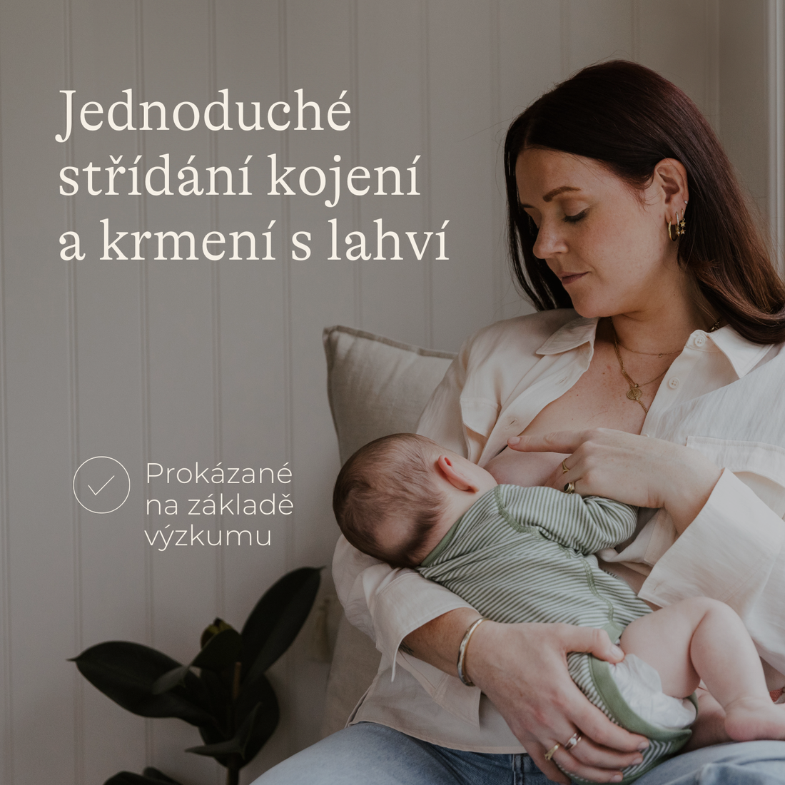 Lansinoh láhev umožňuje jednoduché střídání kojení a krmení s lahví
